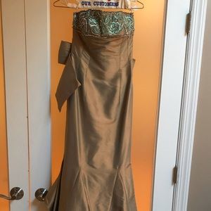 Sherri Hill Prom Dress